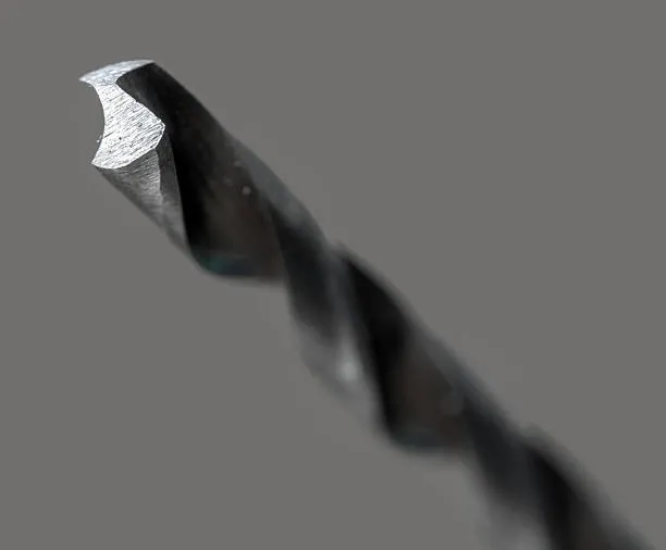 ツイストドリルビットとは