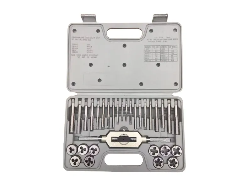 31 個メートルタップ & ダイセット