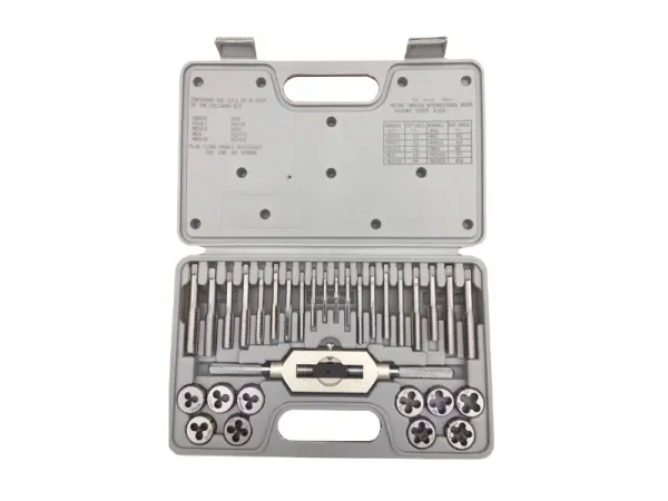 31 個メートルタップ & ダイセット