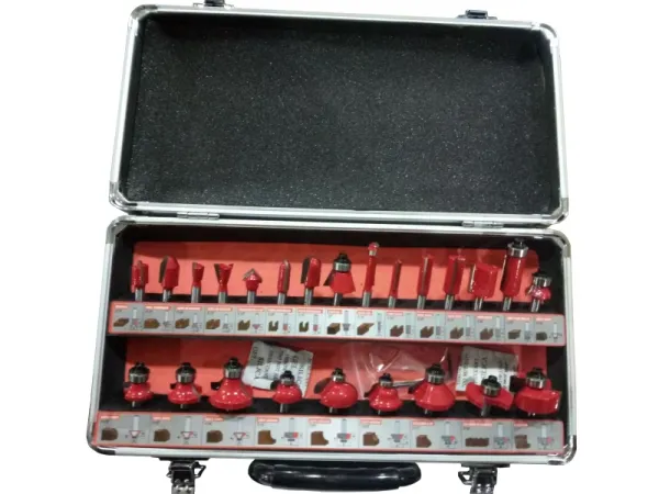 24個のルータービットセット