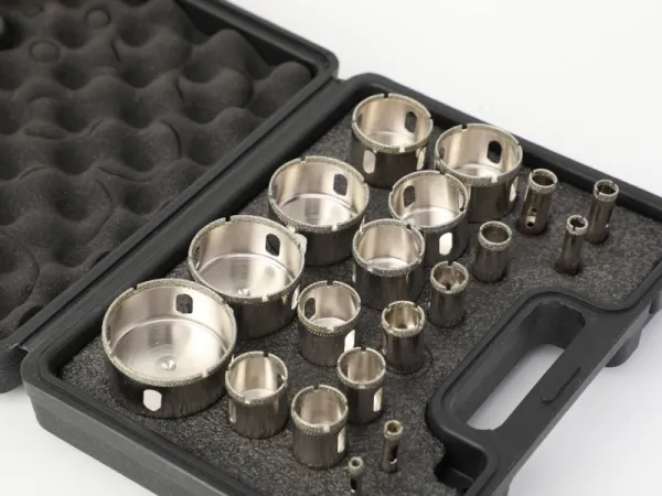 19 個ウォールホールソーセット